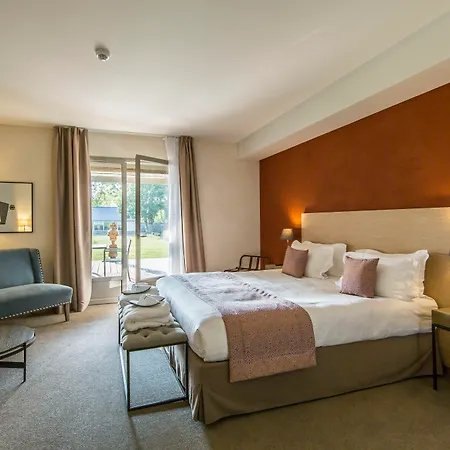 De L'abbaye Hotel 4*